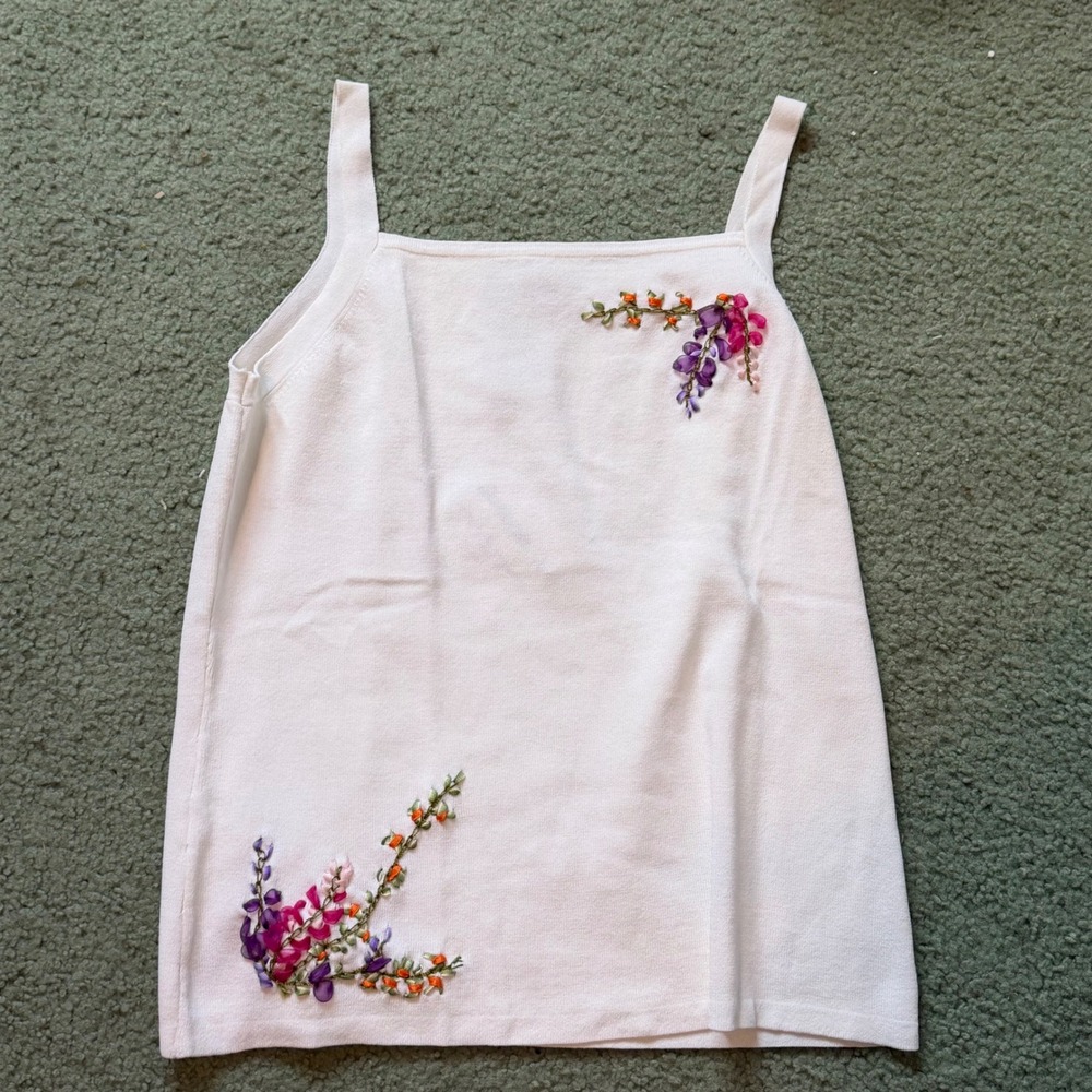 Joseph A. Ribbon Embroidered Floral Knit Tank Top Size M White Silk-Like Viscose